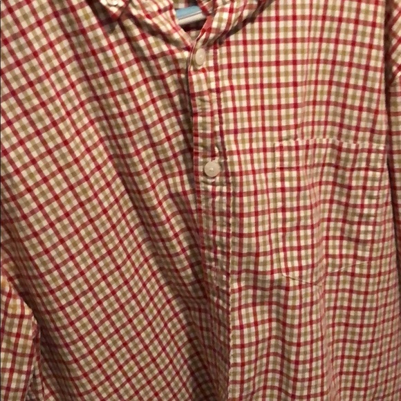 Button down - Picture 3 of 4